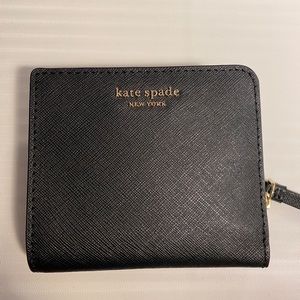 Kate spade wallet never used